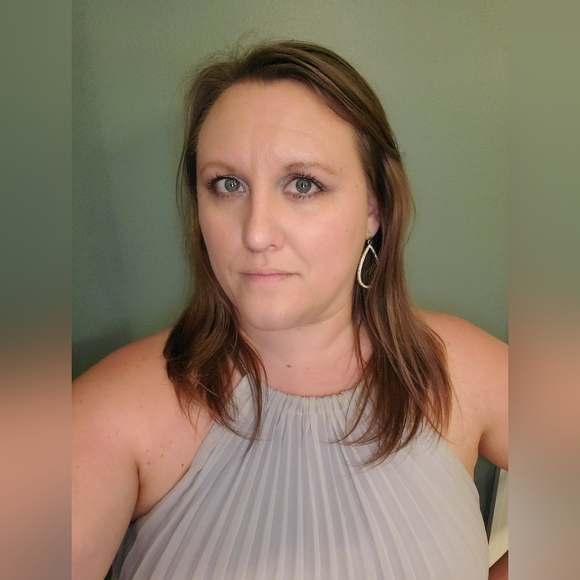 Meet your Posher, Caitlyn - Picture 1 of 1